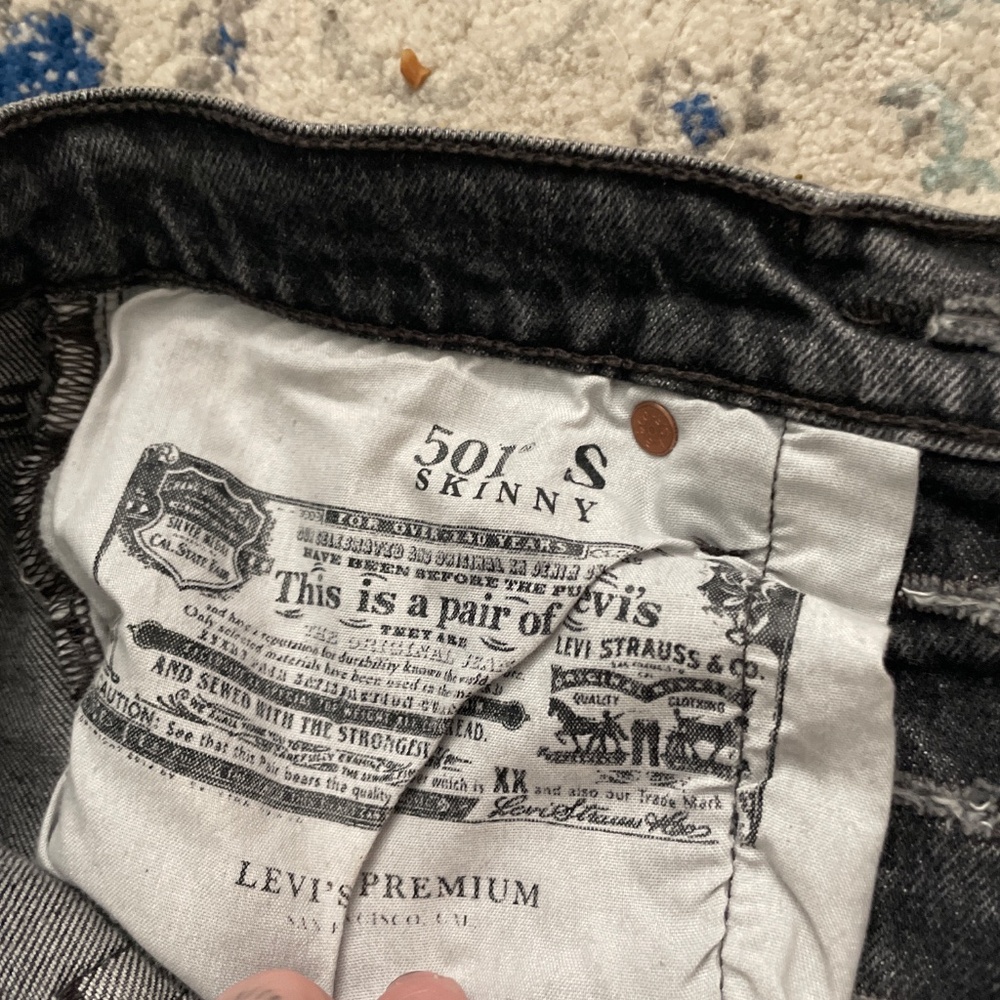 3 pairs high waisted button up Levi’s nearly perfect condition size 25 - Picture 5 of 7